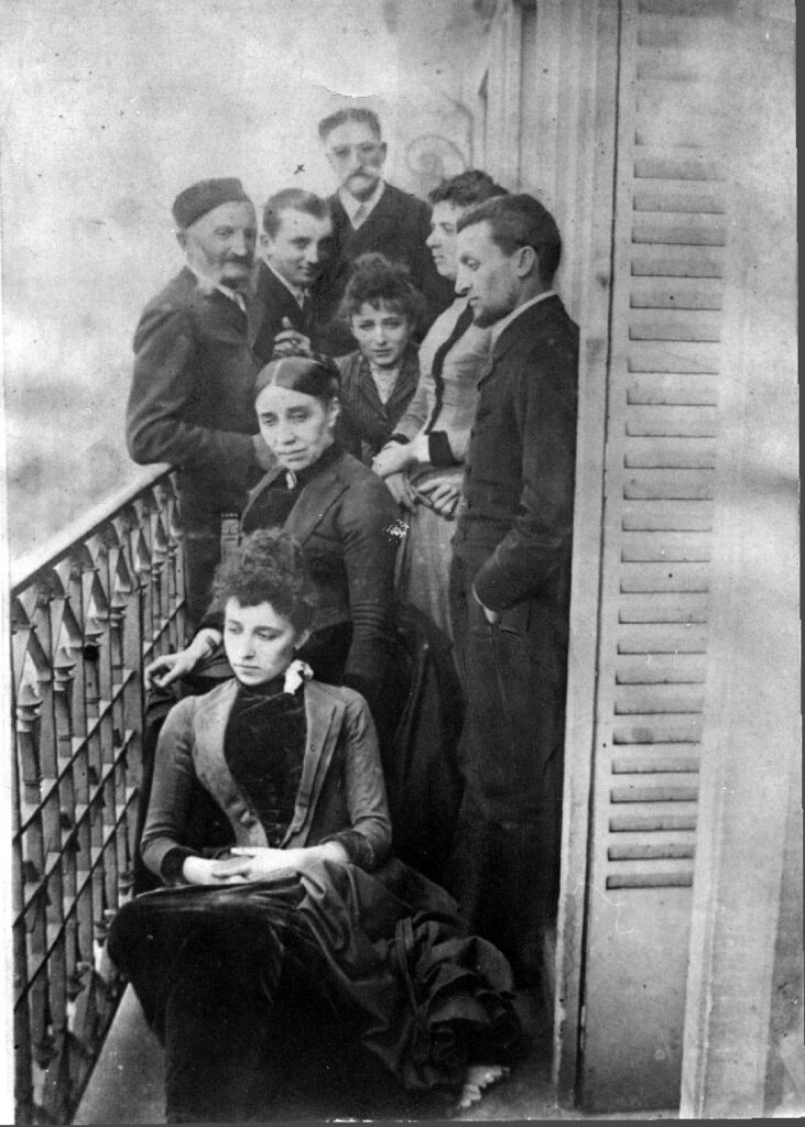 Famille Claudel en 1886 - fiançailles de Louise